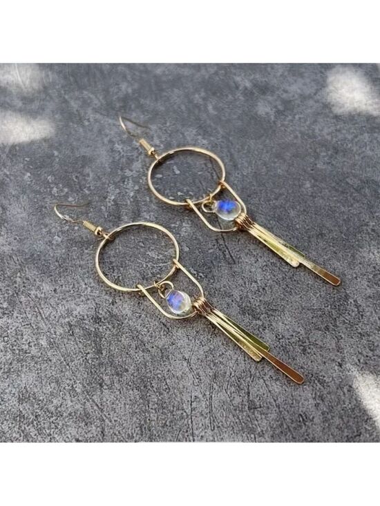 Jewelry - Elegant Gold Dangle Earrings